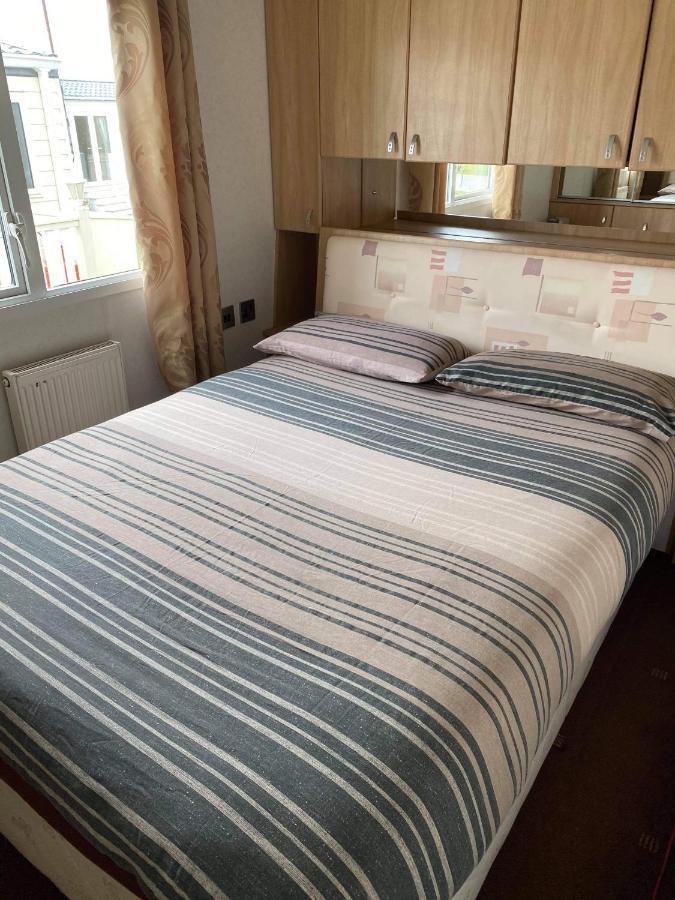 Chapmanholidaylets Cayton Bay Экстерьер фото